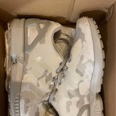 Adidas militaire gris taille 42