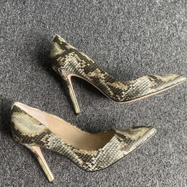 Guess High Heels