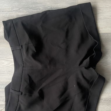 Short avec des jolis boutons et confortable 