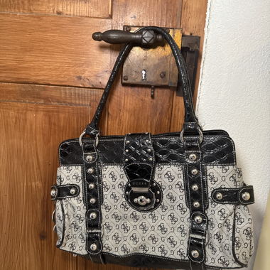 y2k guess bag