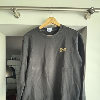 Pull EA7