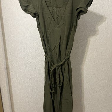 Robe d'été Yessica, taille 34, coupe flatteuse!