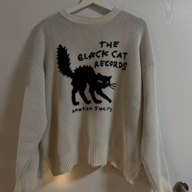 Kaotiko Graphic Sweater Size S