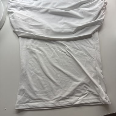 Haut blanc sans bretelles