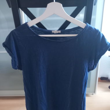 Blaues T-Shirt XS