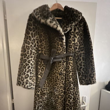 Manteau motif léopard taille M/L