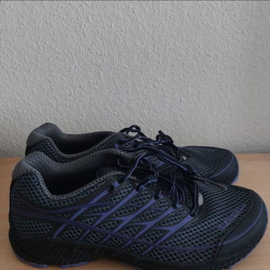 Chaussures de marche Merrell pour femme neuves