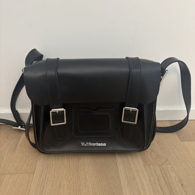 Umhängetasche Dr. Martens schwarz