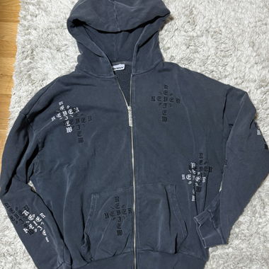 Review Zipper