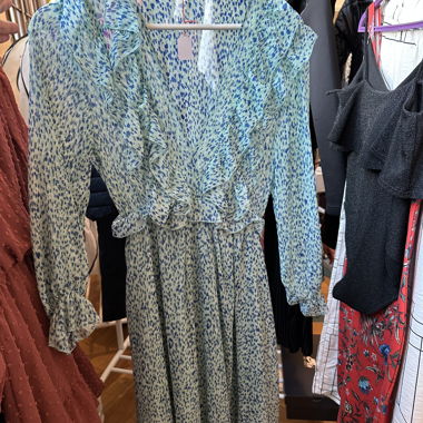 Langes Zara-Kleid mit Volants