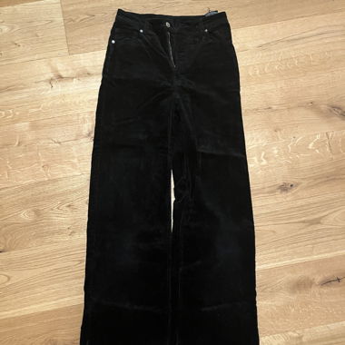 Pantaloni neri in velluto