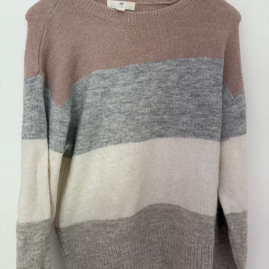 Maglione rosa e bianco