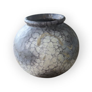 Rusha Art Vase