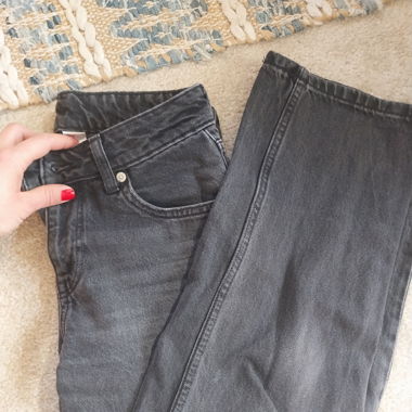 Jeans noir taille haute
