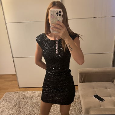Glitzer Kleid