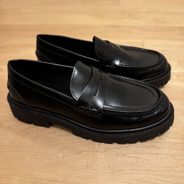 Chunky loafers