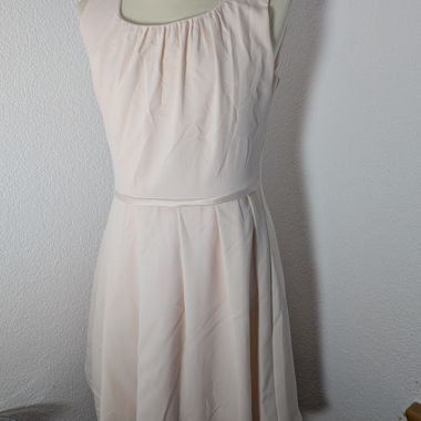 Robe rose festive