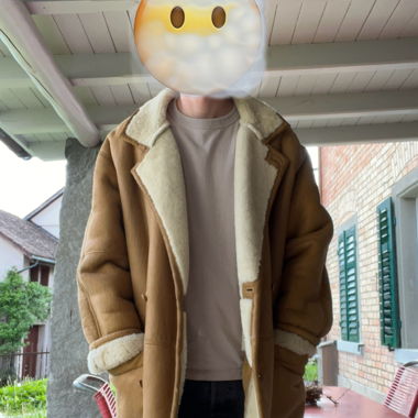 Manteau à l’Aspect Shearling (Cuir velours)