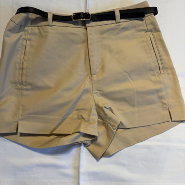 Beige Shorts from New Yorker, size 34