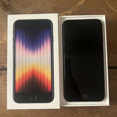iPhone SE Midnight 128 GB