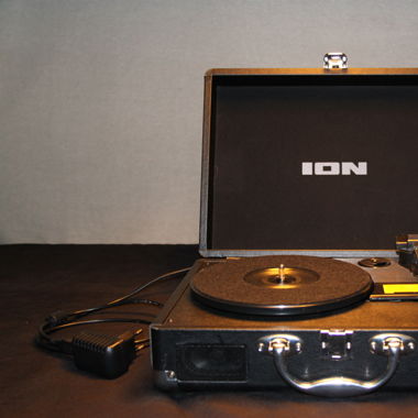 ION Plattenspieler