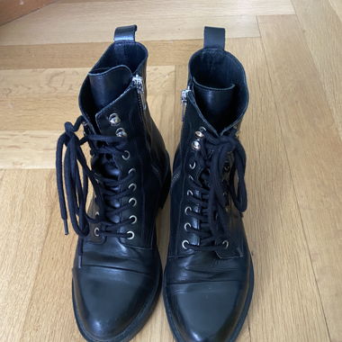 Lederstiefel