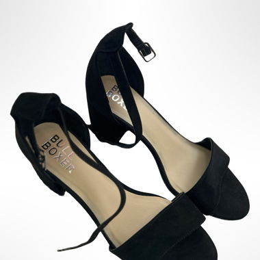 SANDALEN 