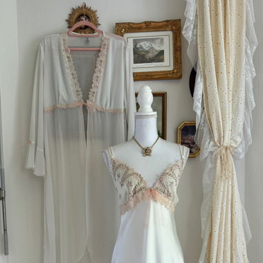 Vintage Delicates Bridal Satin Peignoir (XL)