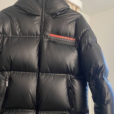 Prada Puffer Jacke