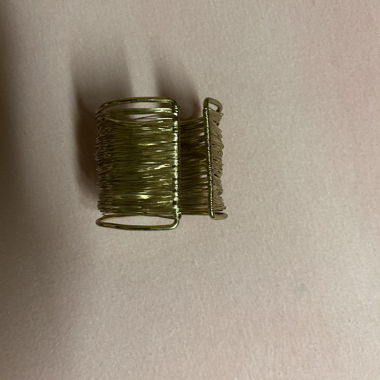 Goldener Armreifen