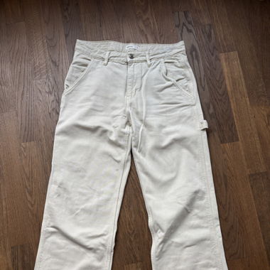 beige jeans