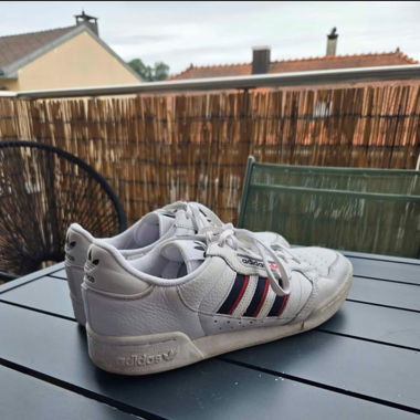 Adidas classic