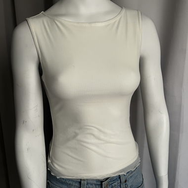 Top in seta smanicato