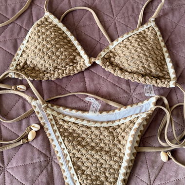Set bikini con dettagli a conchiglie