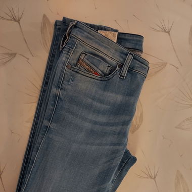 Jeans frau Diesel gr 28
