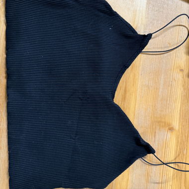 Black Cropped Top