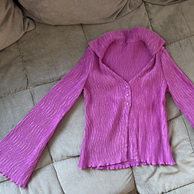 Lila Bluse