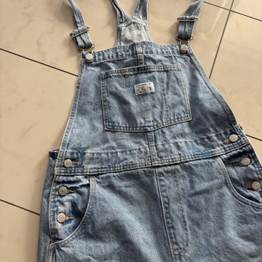 Lässige Latzhose von Levi Strauss Damen Gr. M