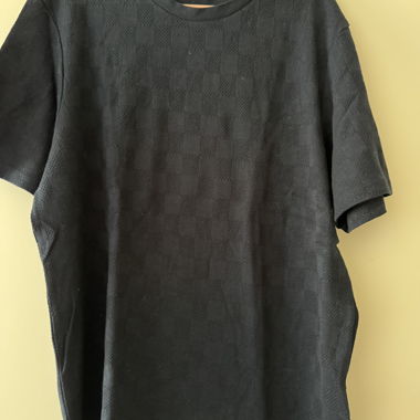 T-shirt blu scuro con motivo