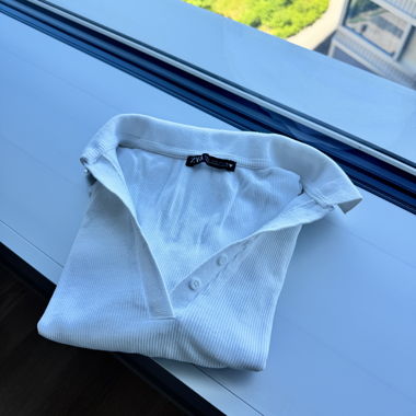 Zara Rippstrick-Poloshirt