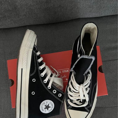 Converse noires 