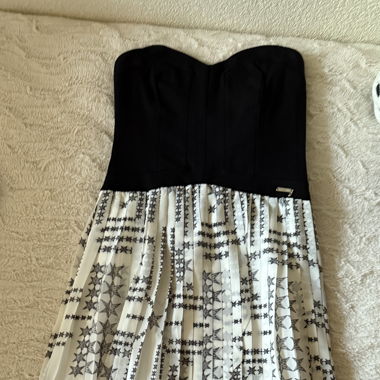 Guess Abendkleid