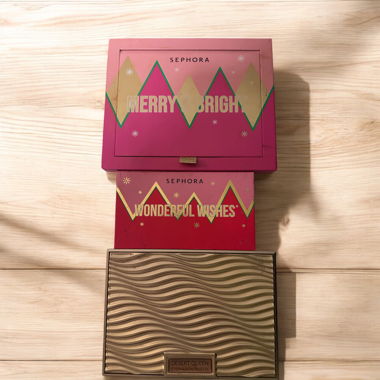 3 palettes de maquillage 