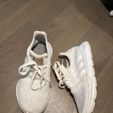 Adidas Sneaker 