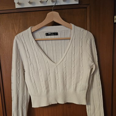 Weisser Kurzpullover
