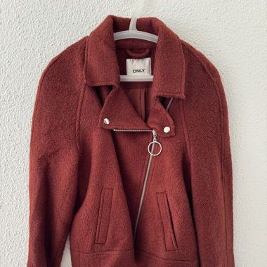 Jacke Only