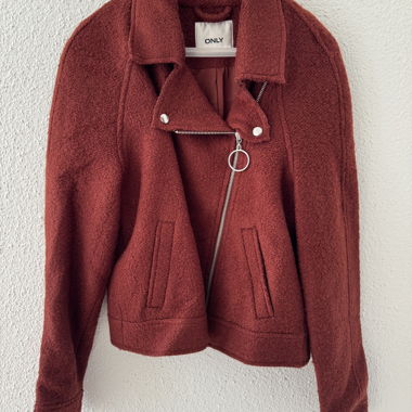 Jacke Only