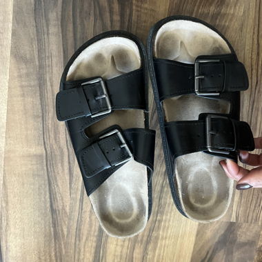 Sandali neri a doppia fascia
