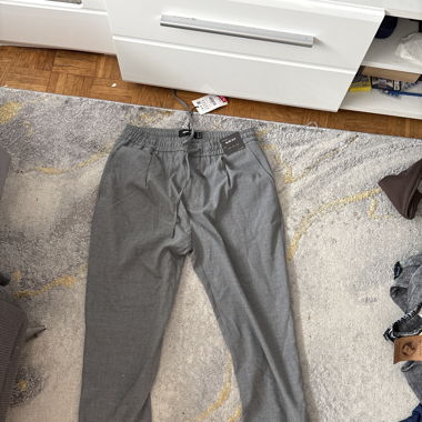 Pantalon pull and bear