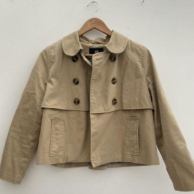 veste coupe courte style trench 